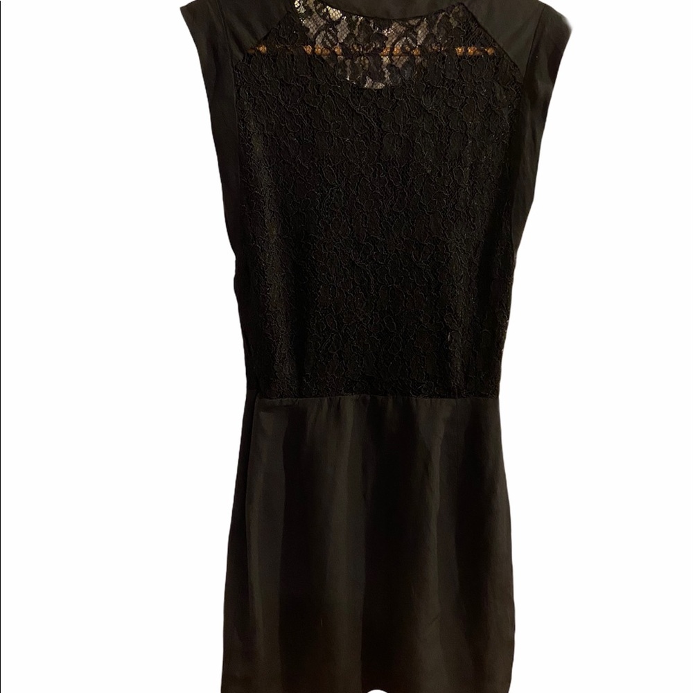 Aritzia/Wilfred 100% Silk Black Party Cocktail Mini Dress Size Zero.